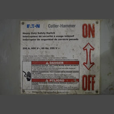 Cutler Hammer 200 Amp Disconnect