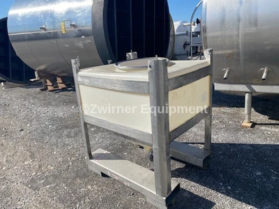 IBC 225 GALLON/30 CU FT PLASTIC CONE BOTTOM TOTES