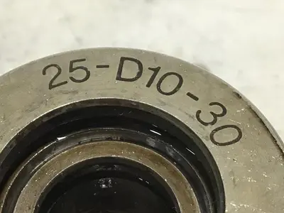 USED VICKERS 25-D10-30