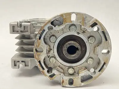 Used Varvel RT Series Right Angle Worm Gear Reducer 7:1 Speed Reducers Michigan US | Maverick Industrial Sales #1400042