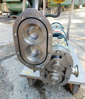 USED WAUKESHA  SANITARY PUMP 015