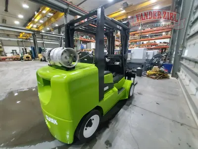 Used 2001 CLARK CGC70 Misc Forklifts Michigan US | Vander Ziel Machinery Sales #480427
