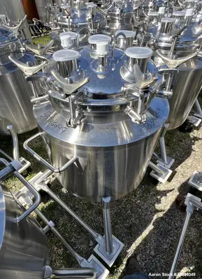 Used 27.2 Gallon Vertical 316L Stainless Steel Tank – Precision Stainless Built