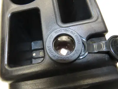 Yale ERP035VTN36TE084 Forklift Dash Plastic Shroud Cover With Cupholder