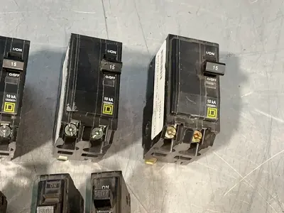 Used SQUARE D _UNKNOWN_ Circuit Breakers Ohio US | HGR 24 #1508127