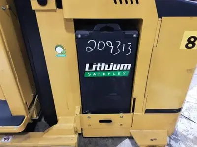 USED 2023 YALE OS030