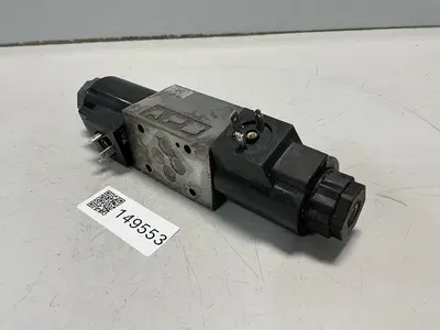 USED TOKIMEC DG4V-3-2C-M-U7-H-7-52