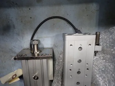 USED SMC CE1F63H1044125M9BAL , MXS25150BM9NSAPC