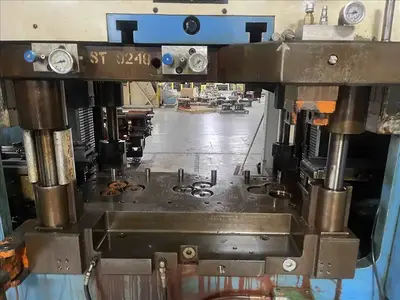 LAUFFER RPS160 4-Post and Straight Side Press | Kempler Machinery (8)