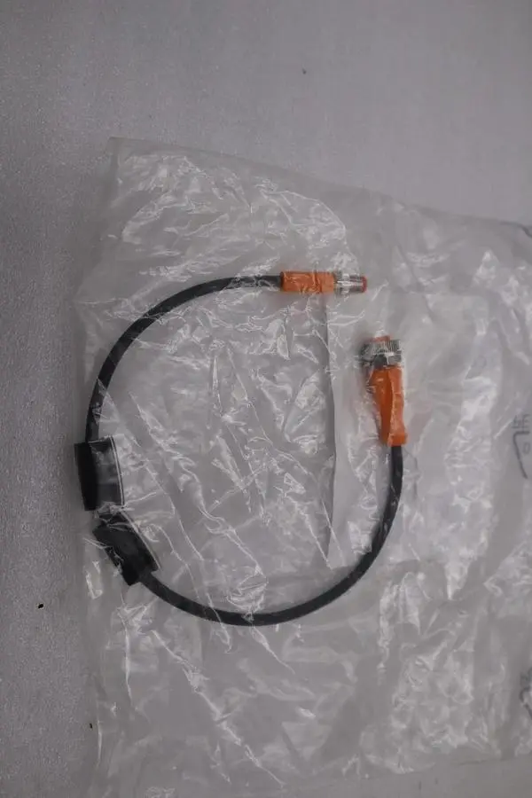 LOT OF 5 - NEW IFM EVC255 Cable - STOCK H1397