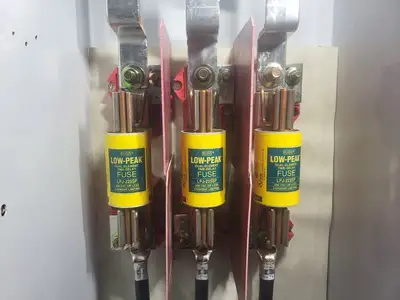 USED SQUARE D MODEL 6