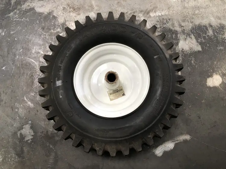 Used LENMARK INDUSTRIES 14 X 4.00 - 6 Wheels & Tires British Columbia CA | Lenmark #279527