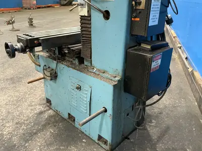 Used SWI TRAKTRM Vertical Mills Ohio US | HGR 24 #1314131