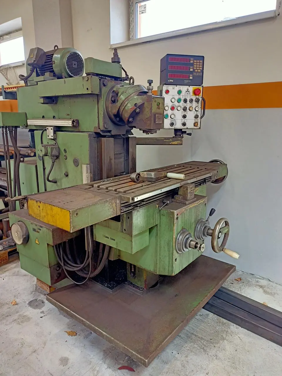 USED 1990 TOS FGS 25/32