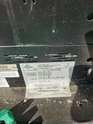 129-0109 04UM 16’ Remote Dairy Island Cooler