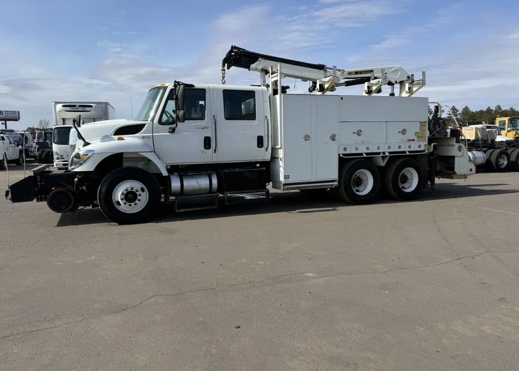 Used 2015 INTERNATIONAL® 7400 HI-RAIL Truck-Mounted Cranes Minnesota US | Carco Truck & Equipment #1514018