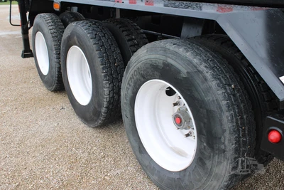 Used 2013 DRAGON PRODUCTS LTD TCT440 Hooklifts & Roll-Offs Texas US | Roll Off Truck World #1491825