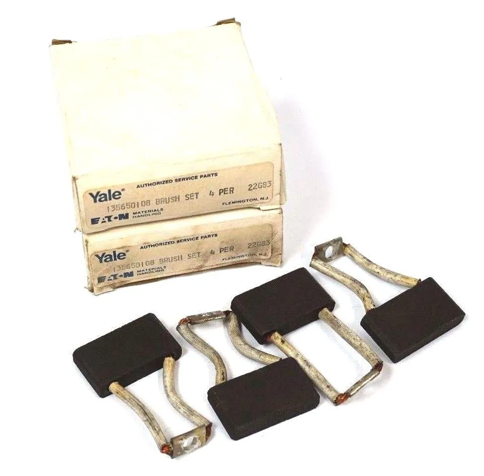 2 NEW EATON 135650108 BRUSH SET 4 PER BOX 22G83