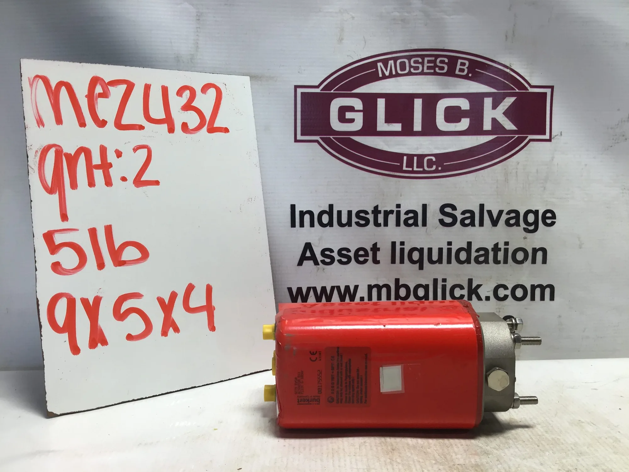 USED BURKERT IS A LEADING MANUFACTURER OF CONTROL AND MEASURING SYSTEMS FOR FLUIDS AND GASES. 00175552 SET9 RV50 – THIS IS LIKELY THE MODEL NUMBER OR PART NUMBER OF THE ACTUATOR SET.