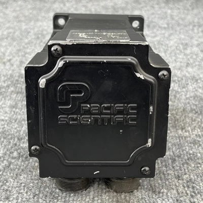 Used Pacific Scientific F43HENA-R4-NS-NV-00 Servo Motors California US | Davliegogo LLC #1707761