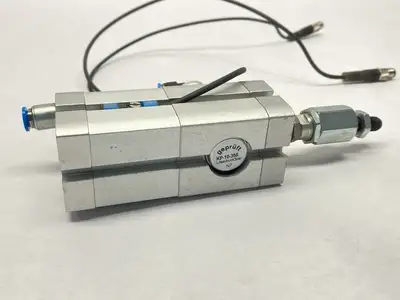 USED FESTO PNEUMATIC CYLINDER 25MM BORE 20MM STROKE 548207