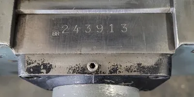 BRIDGEPORT Series 1 2 HP Mills, Vertical | Machinery Central (15)