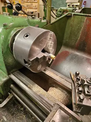 USED COLCHESTER MASTER 6-1/2"