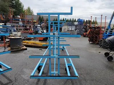 Rolling Cart 191" x 48" x 78"