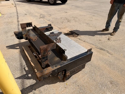 Used THIEMAN LIFT GATE Parts & Accessories (Material Handling) Michigan US | Miedema Asset Management Group #1390098
