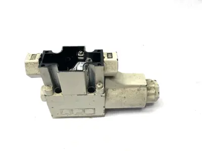 USED TOKYO KEIKI SOLENOID DIRECTIONAL CONTROL VALVE NO COVER