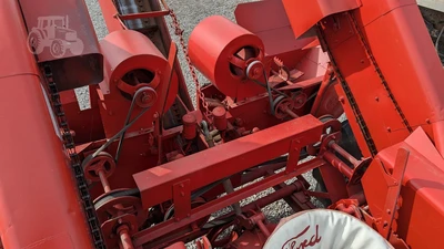 USED 1957 FORD 971