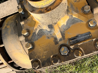 Used JOHN DEERE 672G TRANSMISSION DIFFERENTIAL -REQUIRES REPAIR. Construction Equipment Parts Michigan US | Miedema Asset Management Group #1414360