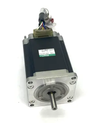 Used Sanyo Denki Step-Syn 2-Phase Stepping Motor 1.8º NO ENCODER Motors (misc) Michigan US | Maverick Industrial Sales #1392321