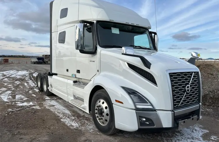 Used 2022 VOLVO VNL Conventional trucks Ontario CA | Mitsubishi HC Capital America #235757