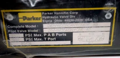 NEW PARKER D61VW003C4NYC563F DIRECTIONAL SOLENOID VALVE