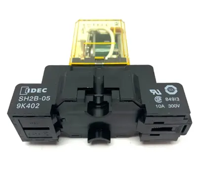 USED IDEC IDEC SOCKET BASE AND RELAY