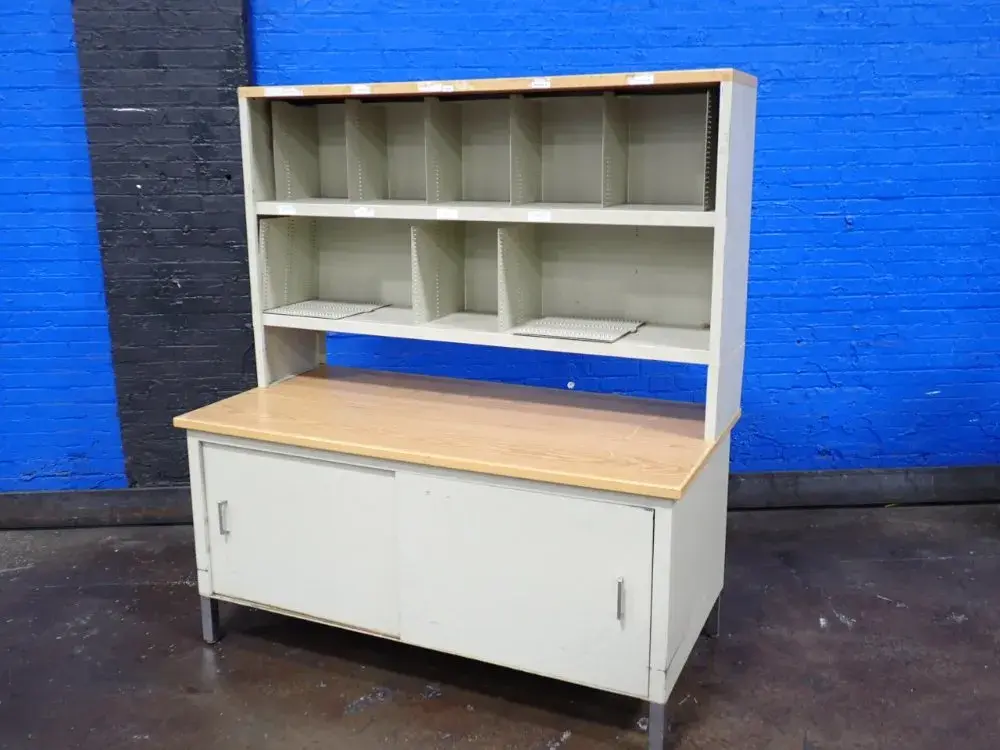 58" X26" X 20" Office Desk With Hutch
