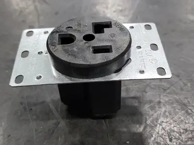 NEW LEVITON 5371