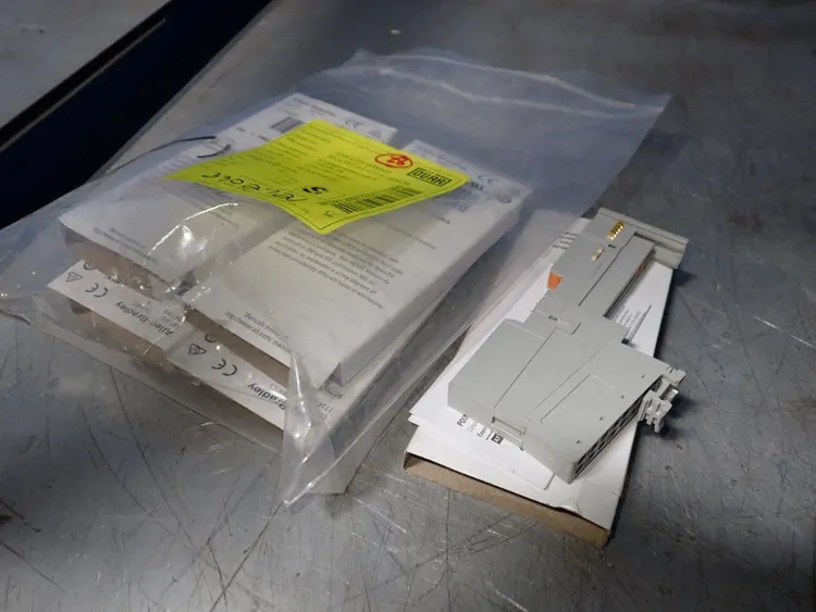 New | in-Stock 2020 ALLENBRADLEY 1734MB PLC Chassis Ohio US | HGR 24 #864246