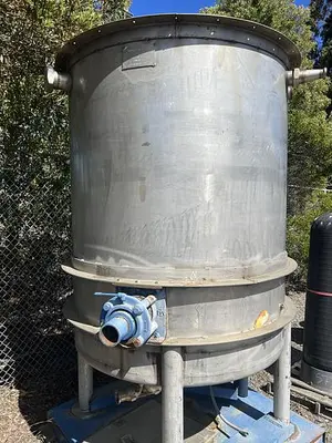 Tank, 800 Gallon, 316 Stainless Steel 5' X 6', Hot Break, Coil, #S691360