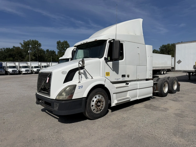 Used 2009 VOLVO VNL Conventional trucks Indiana US | Miedema Asset Management Group #1414615
