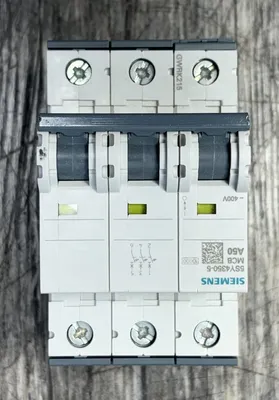 Siemens 5SY4350-5 Circuit Breakers | ESS Industrial Equipment Sales (3)