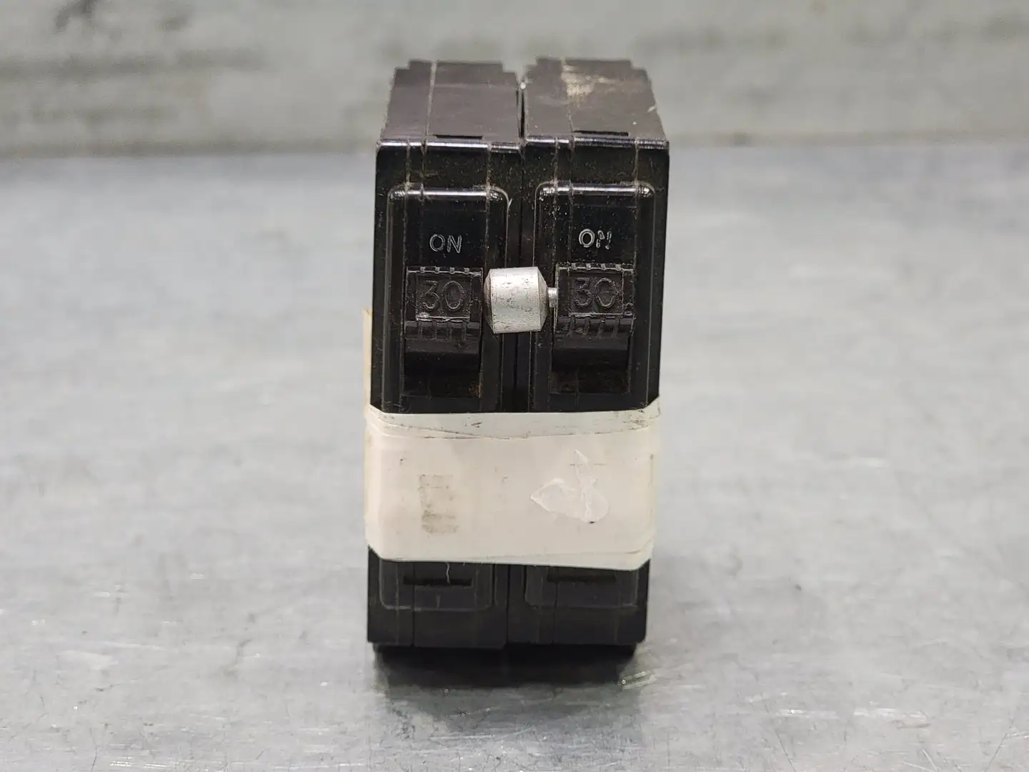 USED SQUARE D QO230
