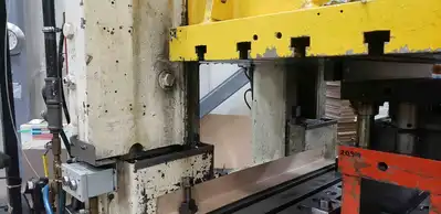 NIAGARA BP2-250-72-42 Straight Side Presses | PressTrader Limited (7)