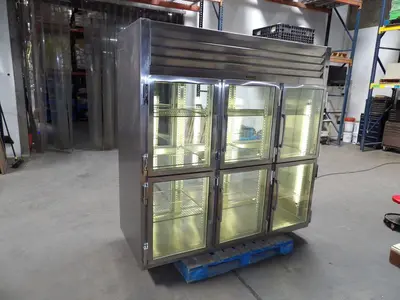 Used TRAULSEN RHT332NPUT-HHG Refrigerators Texas US | Aucto #1307199