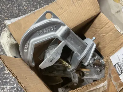 Used CHANCE G3369 Misc Electrical & Power Parts Ohio US | HGR 24 #1064530