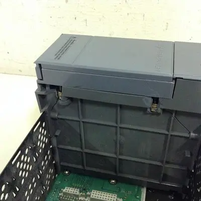USED ALLEN BRADLEY 1746-P1 SER A / 1746-A4 SER B