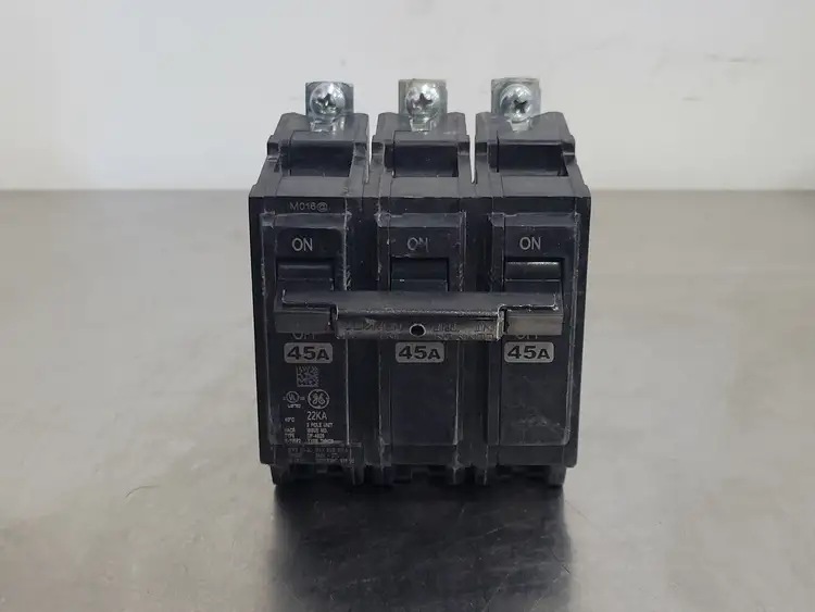 Used GENERAL ELECTRIC THHQB345 Switchgears British Columbia CA | Lenmark #241601