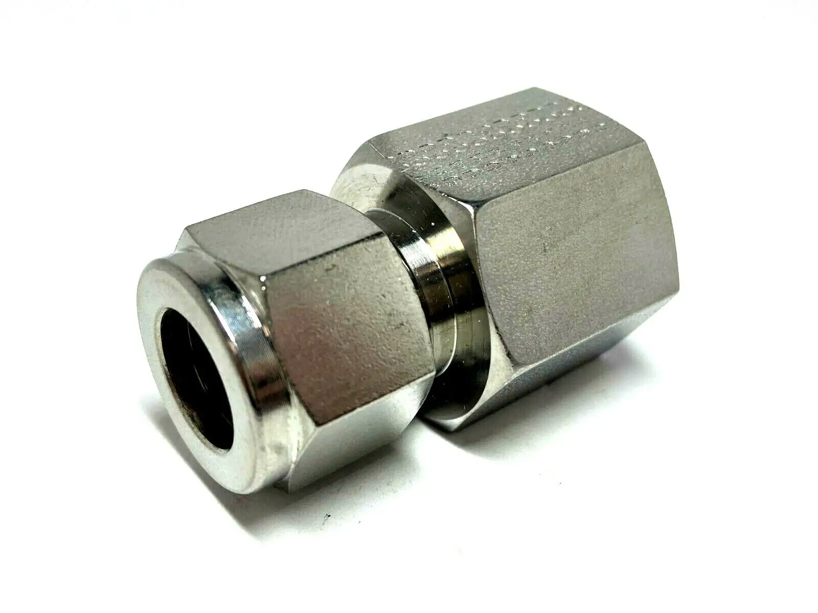 USED PARKER STEEL TUBING ADAPTER