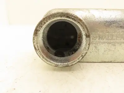 EGS OZ Gedney LL-200 Rigid LB Conduit Body 2" Threaded Hubs Mall Iron Lot of 5